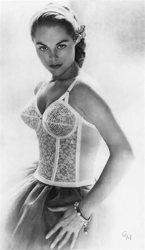 Bullet Bra The Indispensable Underwear For The Sweater Girls In The 1940s And 1950s ~ Vintage