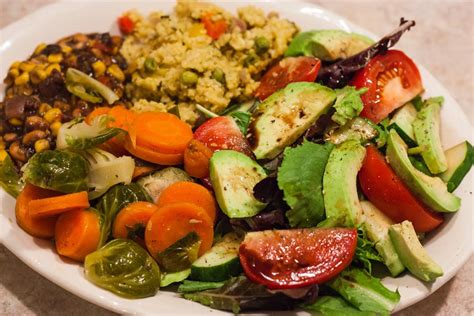 Come dinner time, eating like a model is always at the forefront of my mind—you know, lean and clean, as they say. A Healthy Meal For A Whole Food Diet - Think, Eat, Be Healthy