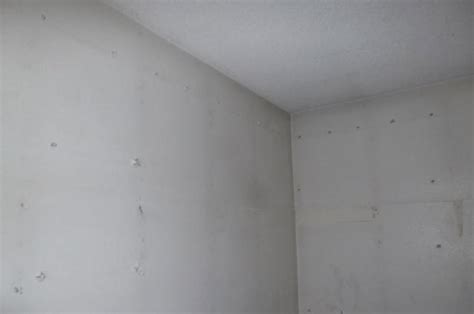 What Are Black Spots On Ceiling