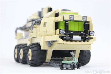 Lego spaceship lego robot lego halo halo mega bloks lego army amazing lego creations lego ship lego craft lego vehicles. Halo 4 Commissioning Trailer Development - The Mammoth (2 ...
