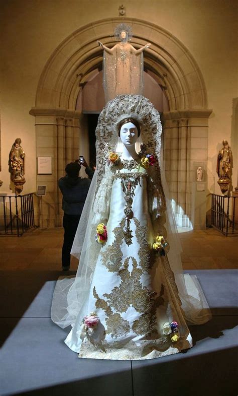 The Heavenly Bodies Fashion And The Catholic Imagination Exhibition