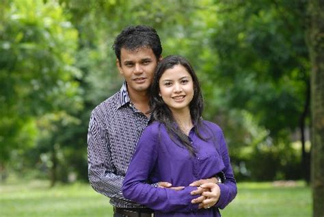 Perkahwinan yusri dan lisa, hd png download is free transparent png image. Kad Perkahwinan Simple Yusry KRU Dan Lisa Surihani - Blog ...