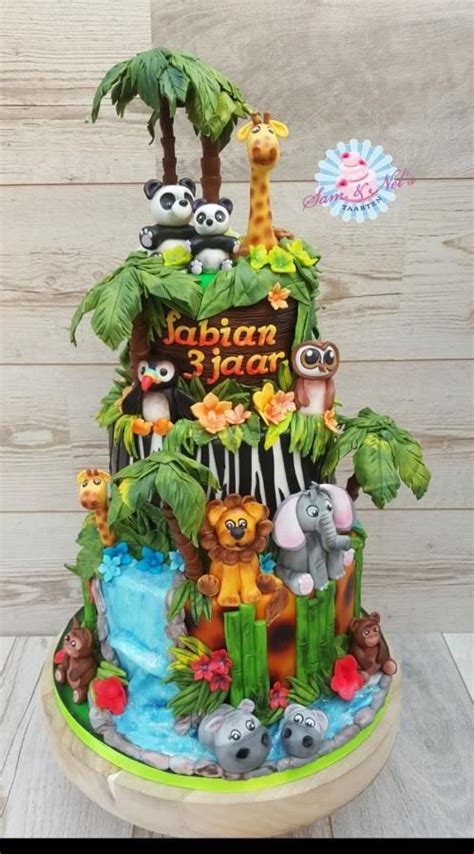 Jungle Cake By Sam And Nels Taarten Jungle Safari Cake Jungle Theme