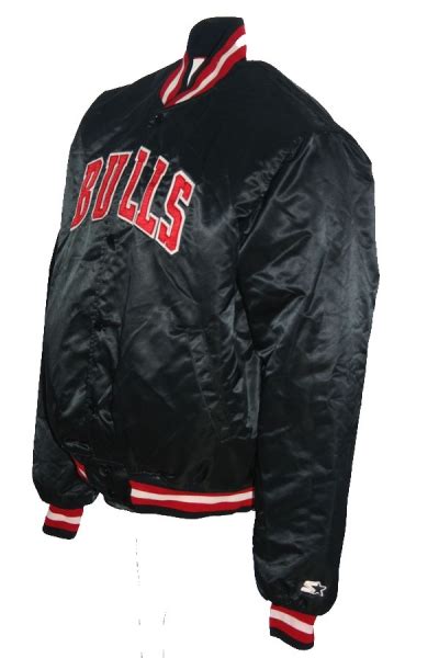 Bershka (zara group) nba limited edition bulls & lakers bomber jacket 6382/644. Starter Chicago Bulls College Jacke 23 Michael Jordan ...