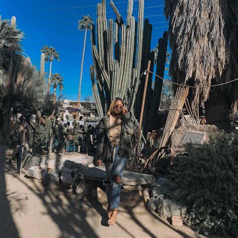 Can you take good pictures of yourself when traveling solo? How To Take Photos of Yourself Without a Photographer ...
