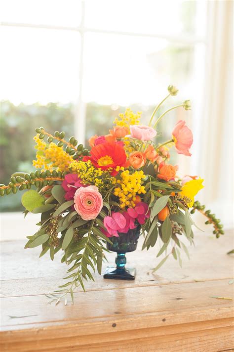 Fresh cut romance is your local phoenix arcadia florist, we have the best selection of flowers for weddings, events, sympathy flower growers near me, fresh flower markets near me, fresh cut flowers near me, flower picking farm near me, amazon fresh flowers delivery, cheap fresh flowers. DIY Summer Flower Arrangement | Fall flower arrangements ...
