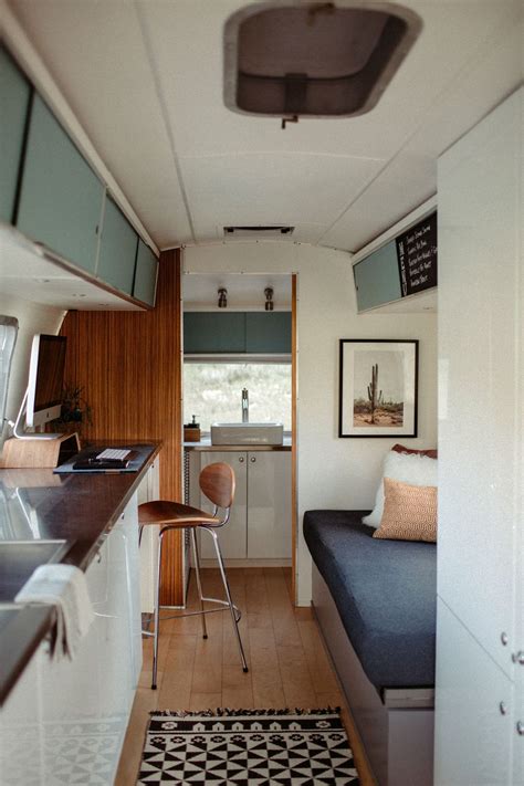 Photo 36 Of 46 In 26 Vintage Airstream Renovations Thatll Make You