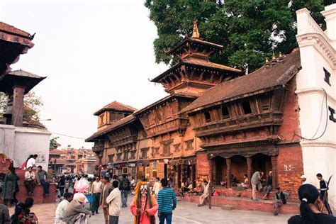 La Kumari De Katmandú La Niña Diosa En La Durbar Square