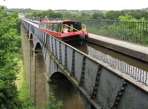 File:Pontcysyllte aqueduct arp.jpg - Wikipedia