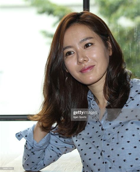 Son Ye Jin Poses For Photographs On October 8 2013 In Seoul South