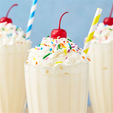 Easy Milkshake Recipe - How to Make Milkshake