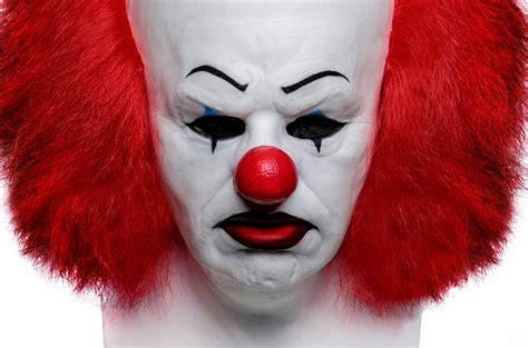 This Incredible New Pennywise Halloween Mask Will Break