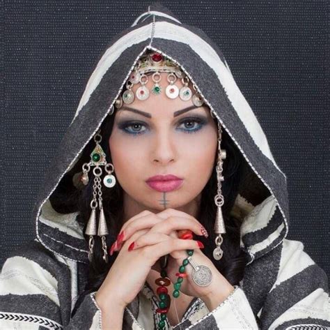 Pin By Lili Maroc On Morocco Moroccan Fashion Moroccan Style Inspirational Women