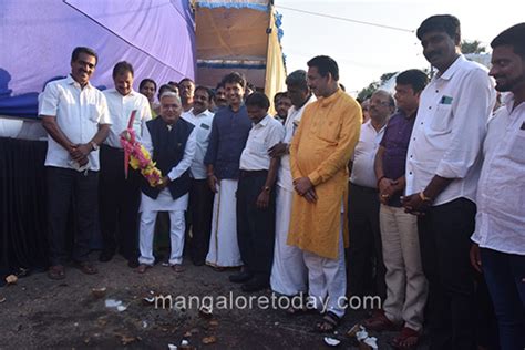 Mangalore Today Latest Main News Of Mangalore Udupi Page Minister Govind Karajola Lays