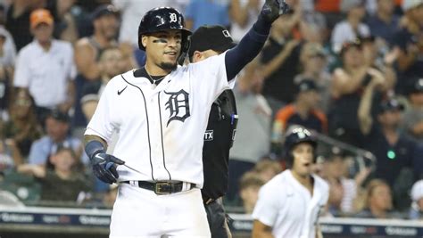Detroit Tigers Spend Lots Of Time On 2nd Base In 9 1 Rout Of Tampa Bay Rays