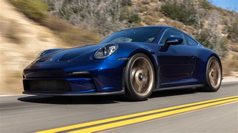2022 Porsche 911 Buyers Guide Reviews Specs Comparisons