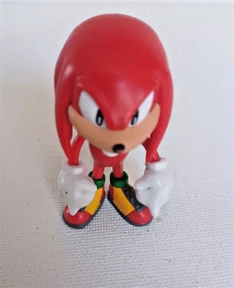 Sonic The Hedgehog Knuckles The Echidna Jazwares 2 Action Figure Sega