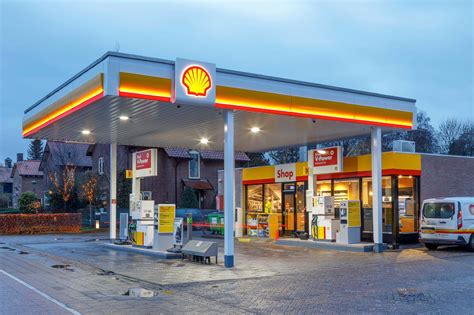 Shell is a global group of energy and petrochemical companies. Tankstation Shell Barneveld - OQ Value B.V.