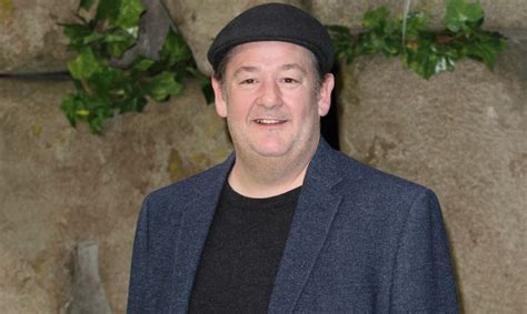 Johnny Vegas Collapses During Stand Up Comedy Gig Entertainment Daily