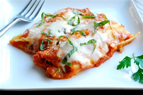Cook until the sausage is cooked through and the vegetables have softened, 8 to 10 minutes. Sausage Stuffed Manicotti • A Sweet Pea Chef