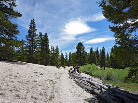Straight Path Cottonwood Lakes Trail Eastern Sierra California