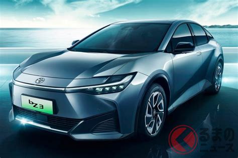トヨタが新型「bz3」世界初公開！ 中国bydと協業した電動シリーズ第二弾モデルはセダンに！ 中国市場に投入へ くるまのニュース