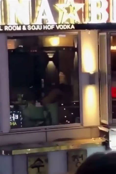 Shameless Couple Have Sex In Hotel Window In Full Glare Of Shocked