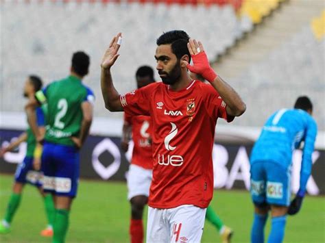 وقع مع نادي مصر المقاصة وذلك بعد أن أنهى إجراءات انتقاله إلى صفوف الفريق لمدة 5 مواسم في 31 أغسطس 2014، وفي 8 يناير 2018 انتقل إلى نادي العين الإماراتي معارًا لمدة ستة أشهر. مصدر في الأهلي: حسين الشحات تعرض لإصابة أمام سيمبا | مصراوى