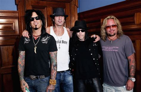 Motley Crue members working with trainers, nutritionists ahead of tour