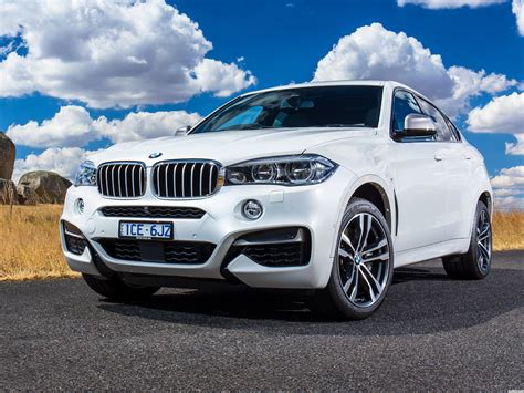 When it goes on sale in december, the new x6 will be available with three powertrain options. Fotos de BMW X6 M50d F16 Australia 2015