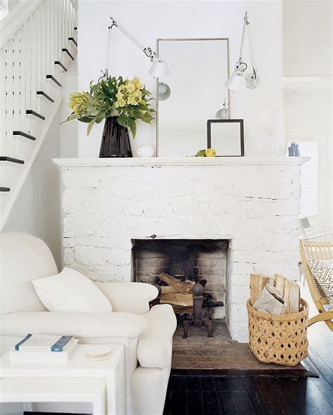 Siham, called si, who's the owner of the frenchbydesign blog, wants us to add in a bit of french flair and the ability to breathe some coziness & life into rooms as well as a certain je ne sais quoi! Six-of-Toronto's-most-inspiring-home-decor-blogs-12 Six-of ...