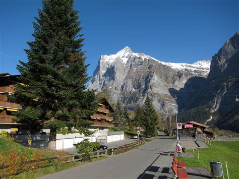 Dzisiejszy mecz zadecyduje o losach obu drużyn. Grindelwald, Szwajcaria - narty, góra Eiger, trekking ...