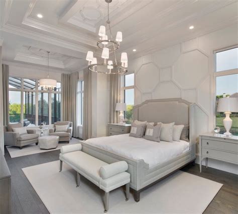 Um dein schlafzimmer gemütlich zu gestalten, wähle dein bett sorgfältig aus. Furniture set up | Schlafzimmer, Großes schlafzimmer und ...