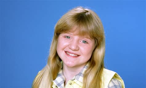 Tina Yothers — Then 16 Classic Tv Stars Then And Now Purple Clover