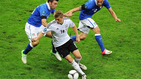 Darstellung der heimbilanz von türkei gegen italien. Italien-Spiel: Tickets für Klassiker in München :: DFB ...