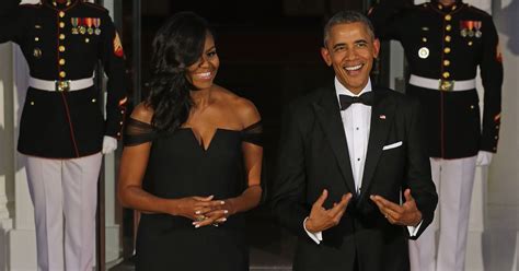 Michelle Obama Wows In Black Vera Wang Dress At State Dinner Huffpost