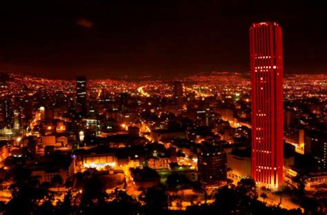 Colpatria es uno de los bancos más importantes de colombia, el cual fue creado el 3 de noviembre de 1955, cuándo carlos pacheco. Conozca por qué la Torre Colpatria se verá roja este lunes ...