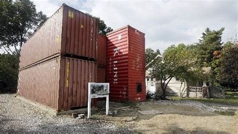 Royal Oak House Built With Shipping Containers