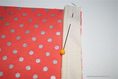 Pin Zipper In Super Simple Sewing