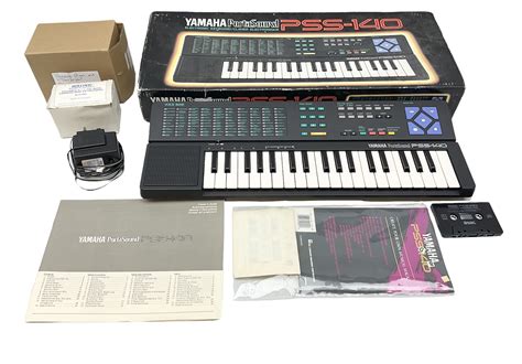 Boxed Yamaha Portasound Pss 140 Electric Keyboard Collectors