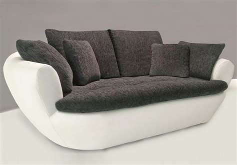 Ursprunglich stammt das wort namlich vom arabischen suffa ab was mit ruhebank ubersetzt wird. Couch Solterra Polstermöbel 2er Sofa in weiß und schwarz ...