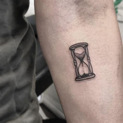 Minimalist Simple Hourglass Tattoo Best Tattoo Ideas