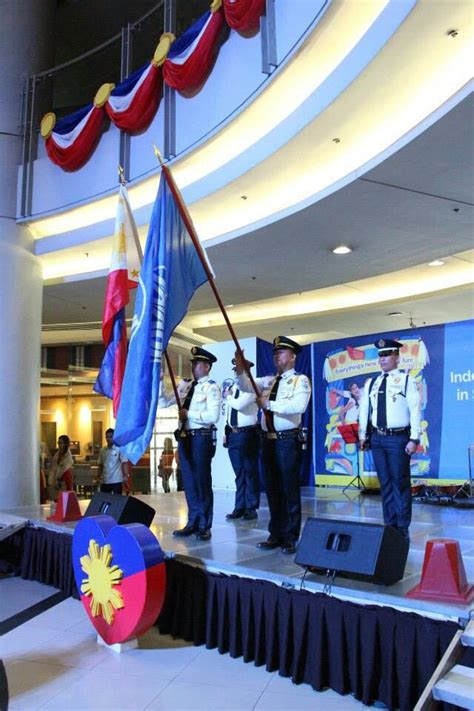 Sm City Manila S Independence Day Flag Raising Event Independence Day Flag Fun Independence Day
