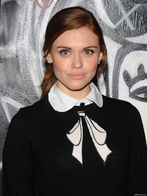 Holland Roden Alice And Olivias 2015 Fashion Show In New York City