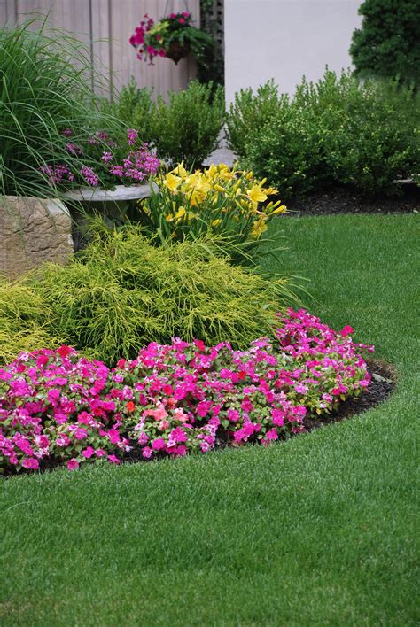 Landscape Design A Houston Topiary For Gardens With Small
