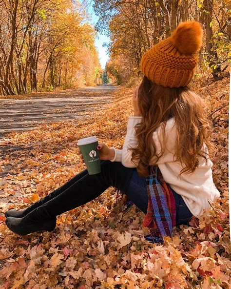 𝓗𝓮𝓵𝓵𝓸 𝓰𝓸𝓵𝓭𝓮𝓷 𝓪𝓾𝓽𝓾𝓶𝓷🍁🌞🐿🦔 Autumn Photography Creative Photography