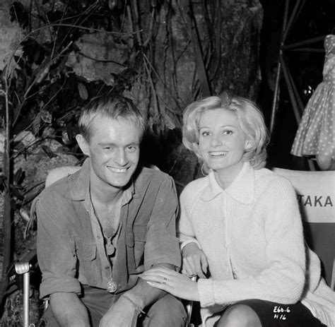 David Mccallum With His Wife Jill Ireland On The Set Of Jungle Fighters