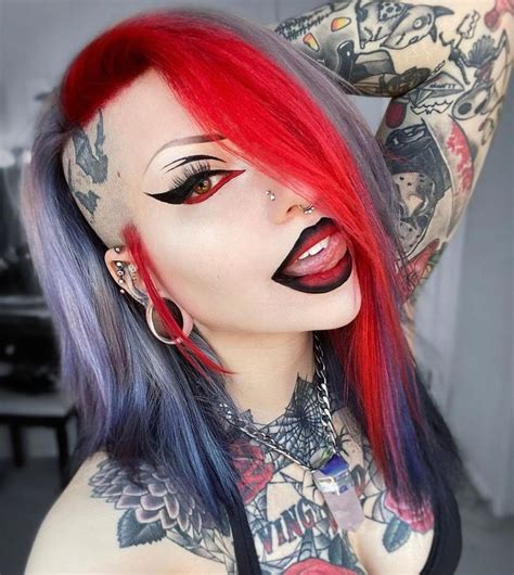 Pin By Lilith Vamp Vixen Lovelust On Captainmew Model In 2022 Goth Hair Goth Beauty Hot