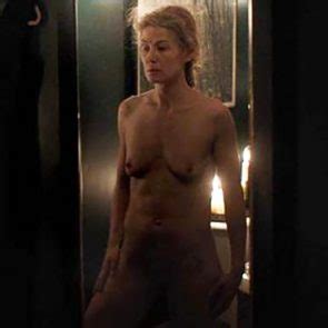 Rosamund Pike Nude Sex Scenes And Leaked Porn Scandalpost Sexiz Pix