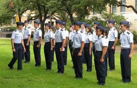 Looking To Trim Its Ranks Air Force Offers No Strings Attached Release For Some Rotc Cadets